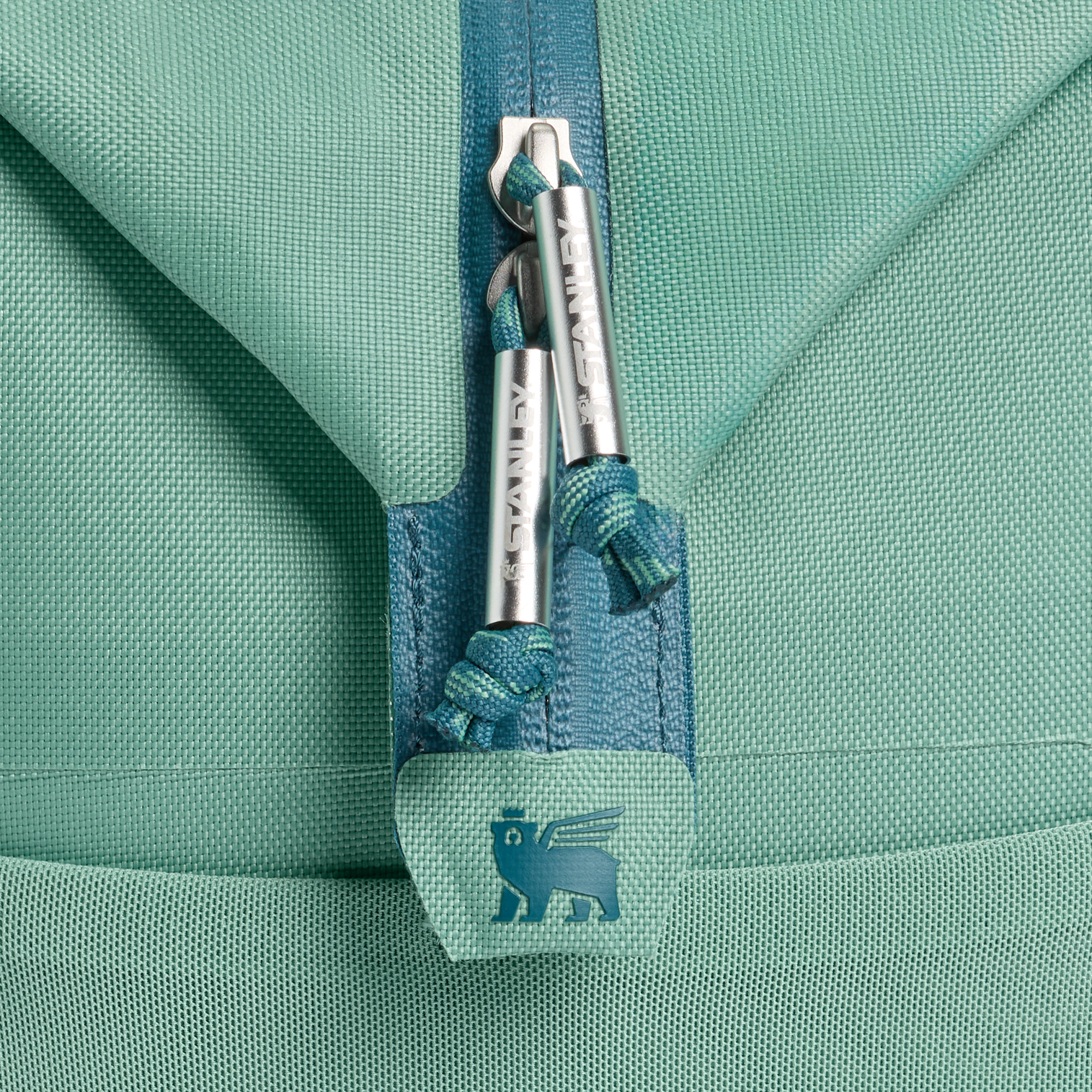 Web_PNG_Square-TheAllDayJulienneMidiCooler12QT-SpringGreen-Detail.png