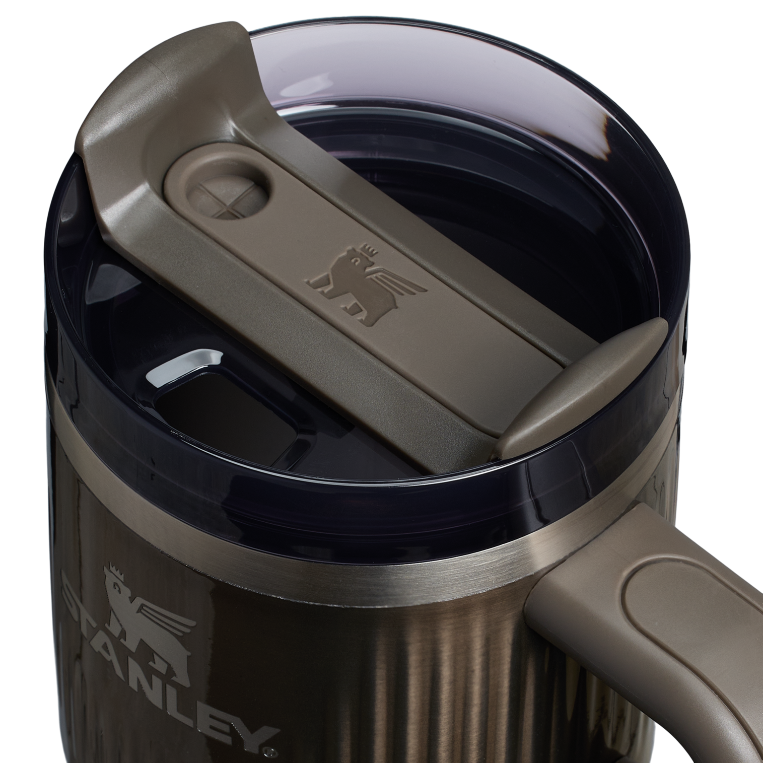 Web_PNG_Square-TheQuencherFlutedTextureTumbler20OZ-GunmetalShine-LidDetail.png